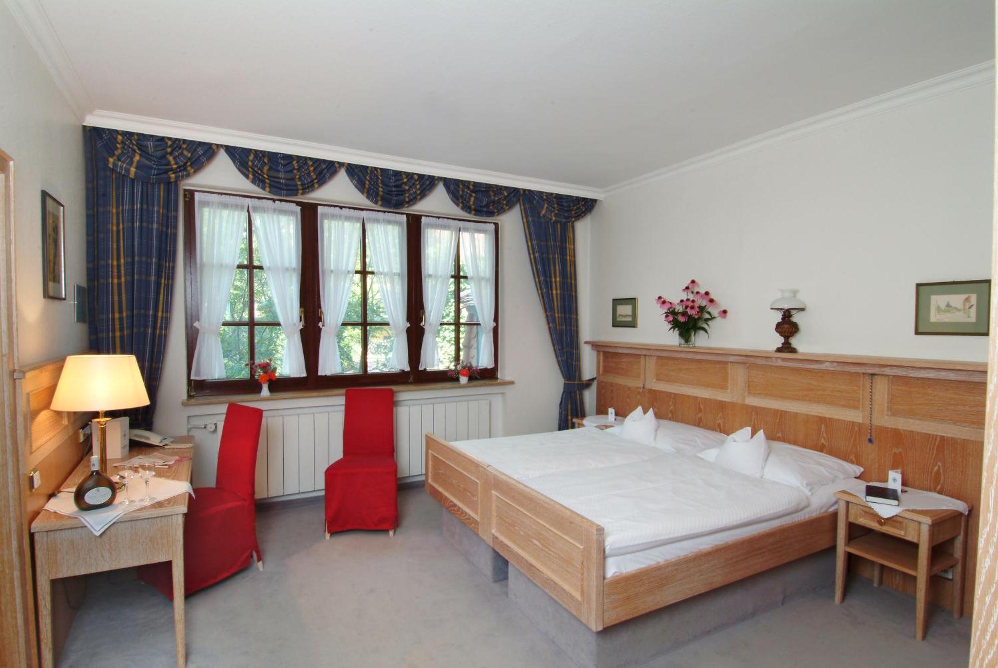 Hotel Leicht Biebelried Exteriör bild