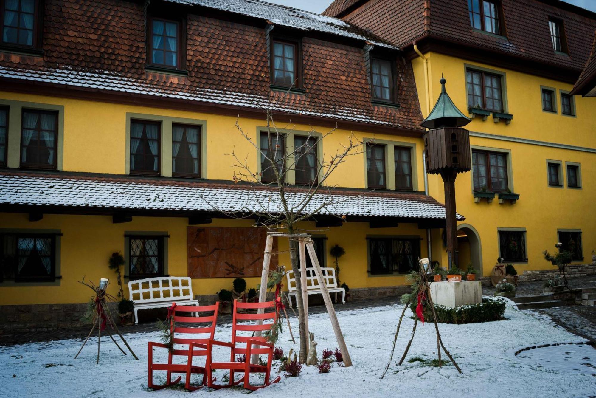 Hotel Leicht Biebelried Exteriör bild