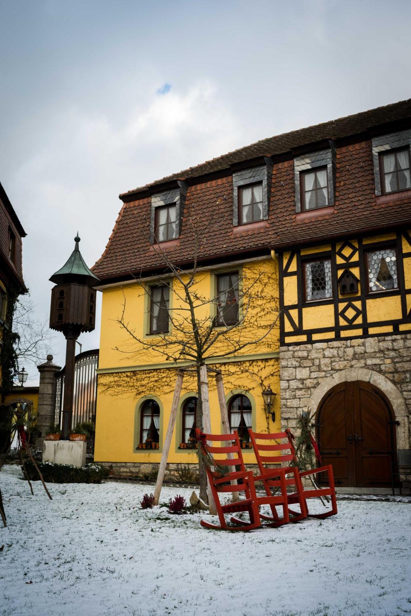 Hotel Leicht Biebelried Exteriör bild